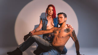 Free Nude AbbyAndVincent