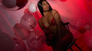 Free Nude AdaraZaens