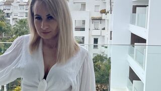 Free Nude AdellynRose