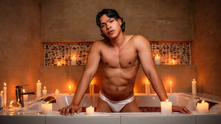 Free Nude AdrielEscalante