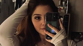 Free Nude AdrienMusni