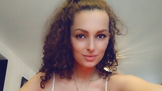 Free Nude AishaApril