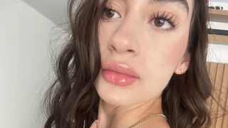 Free Nude AlejandraVelvet