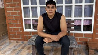 Free Nude AlejandroGomez