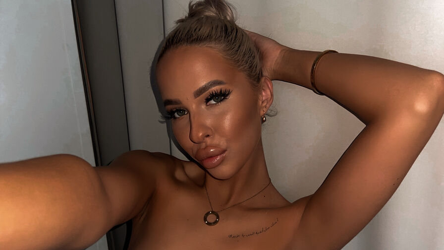 AlexCoker Nude