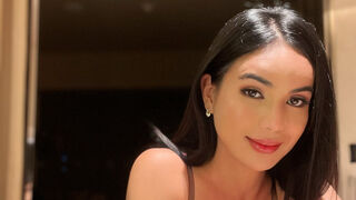 Free Nude AlexinaWoss