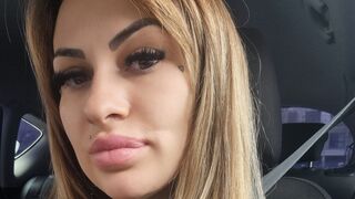 Free Nude AliceGraciela