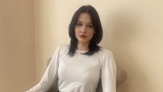 Free Nude AlicePertim