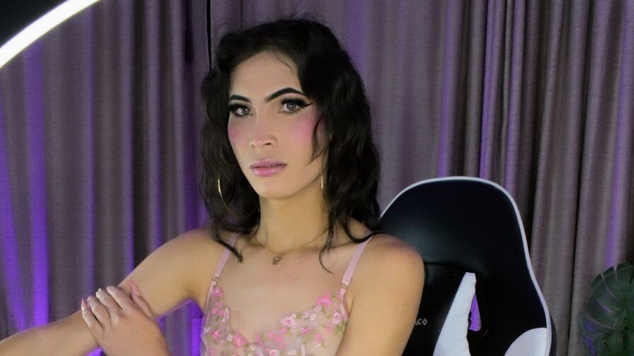 AliceeStaar Nude