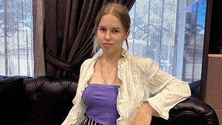 Free Nude AlidaBrice