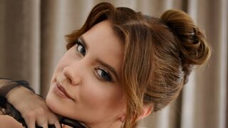 Free Nude AliseChapman