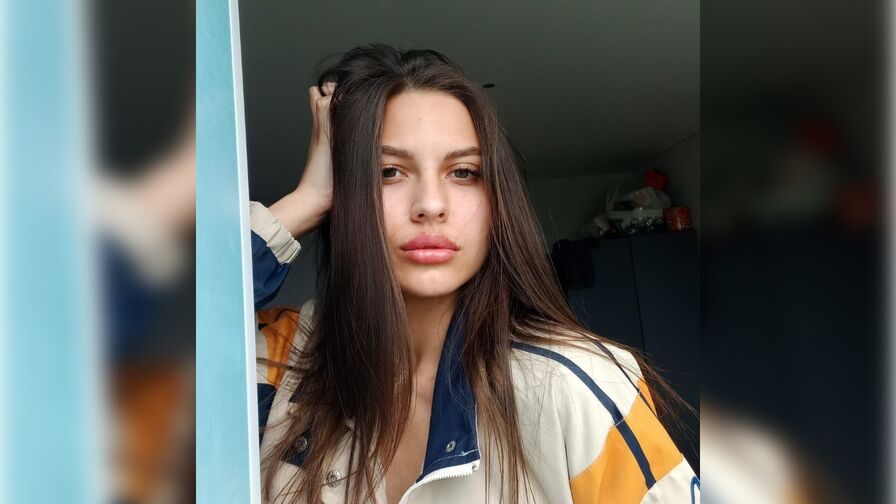 AlisyMay Nude