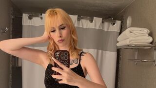 Free Nude AlyssaBennet