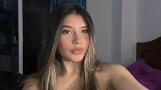 Free Nude AmberEscola