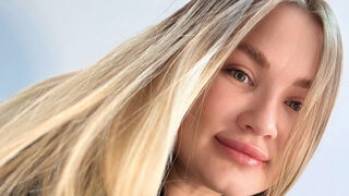 Free Nude AmeliaAllem