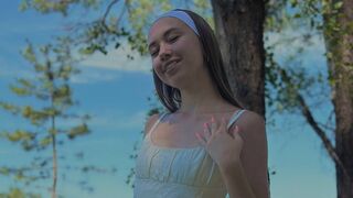 Free Nude AmeliaAslin