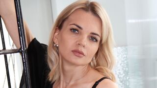 Free Nude AnnBennet