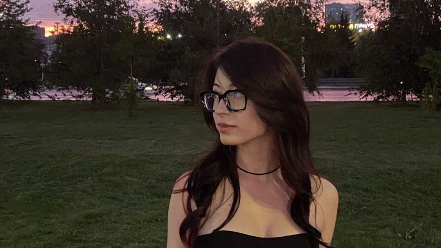 AnnHugs Nude