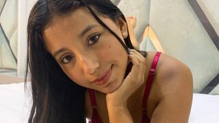 Free Nude AnnaRoosse