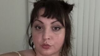 Free Nude AnnieHelen