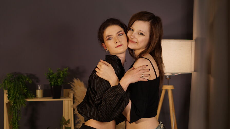 AnnisAndCate Nude