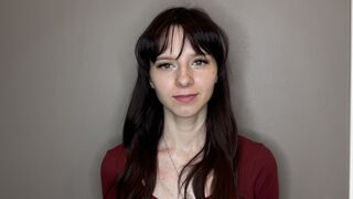 Free Nude ArinaKubrick