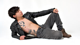 Free Nude ArthurKross