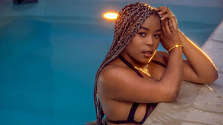 Free Nude AshantyHopson