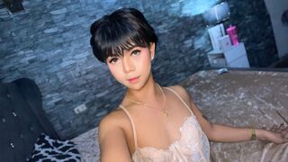 Free Nude AthisaSophomore