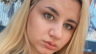 Free Nude BarbaraWellsmith