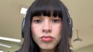 Free Nude BellaCloy