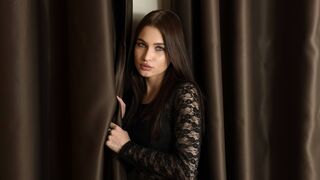 Free Nude BellaIDixon