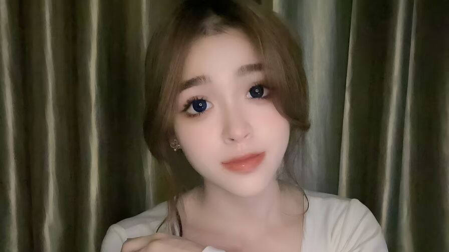 BelleNg Nude