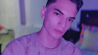 Free Nude BenjaminPolk