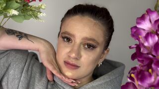 Free Nude BessieWippert