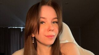 Free Nude BettyAndrews