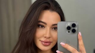 Free Nude BlossomCerva