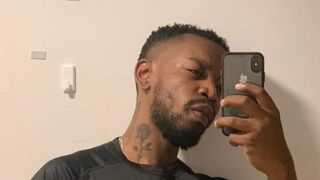 Free Nude CamiloMelo