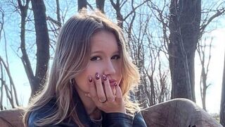 Free Nude CarlaEvans