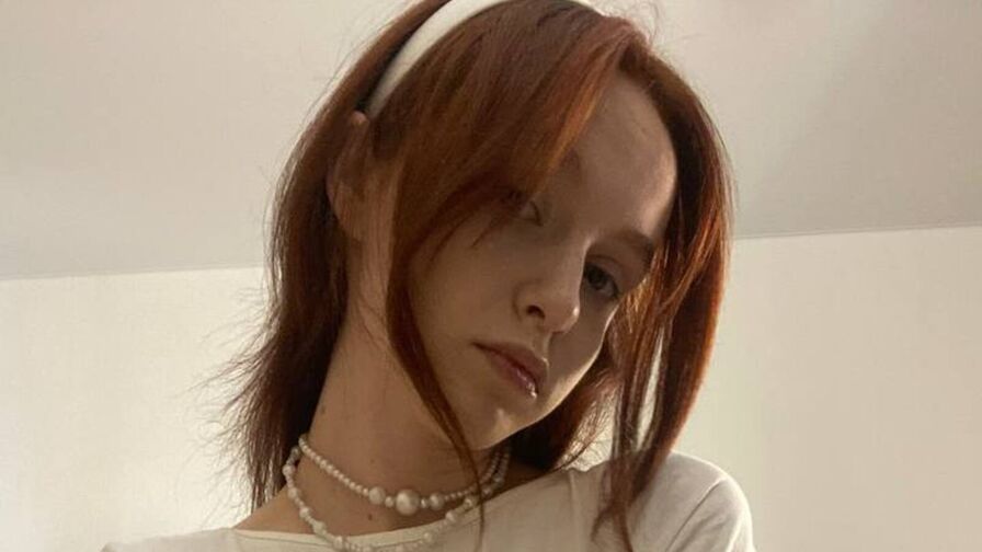 CarolinaNeedam Nude