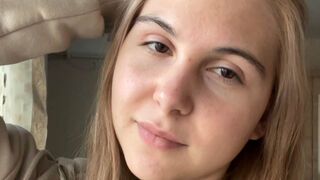 Free Nude CarryVignaux