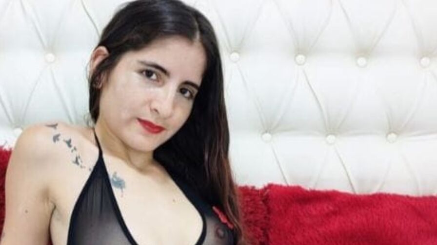 CassandraRevelo Nude