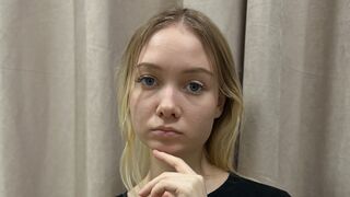 Free Nude CecilyBurnard