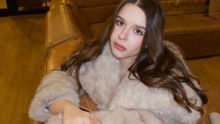 Free Nude ChariseBoeger