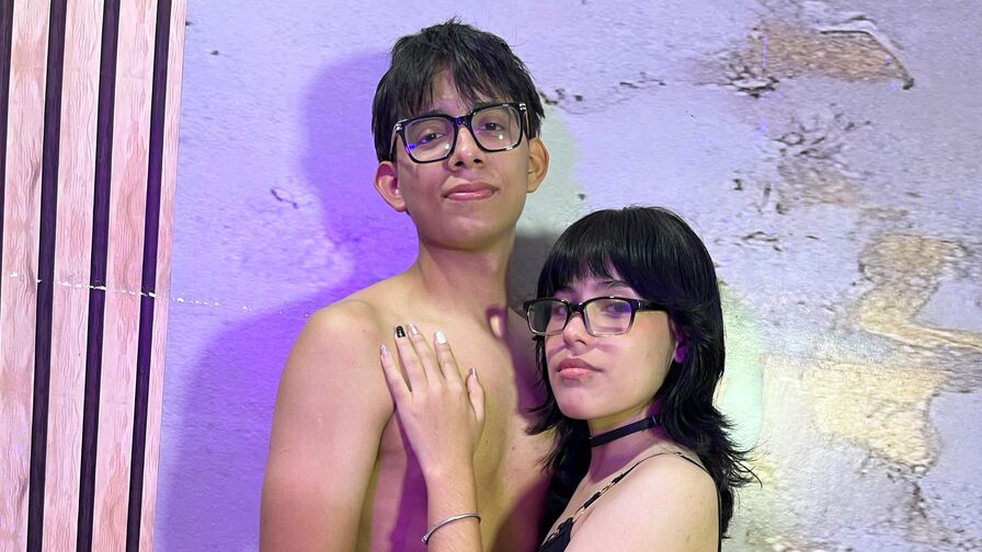 ChloeAndRoberth Nude