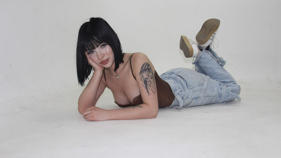 ChloeeShcott Nude