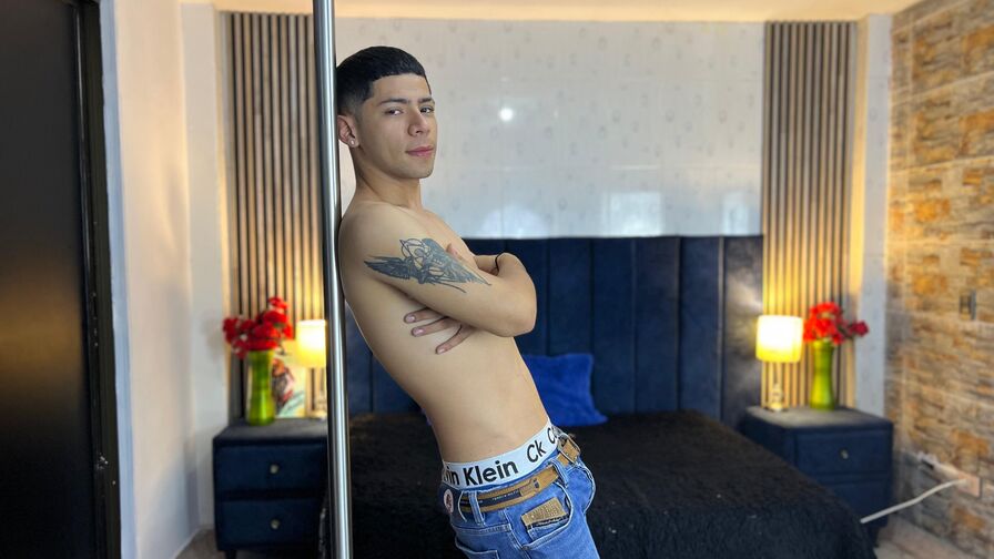 ChristoperGirald Nude