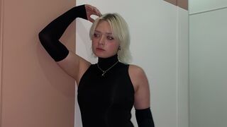Free Nude CleoraGalic