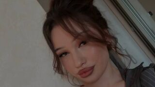 Free Nude ConstanceCowee