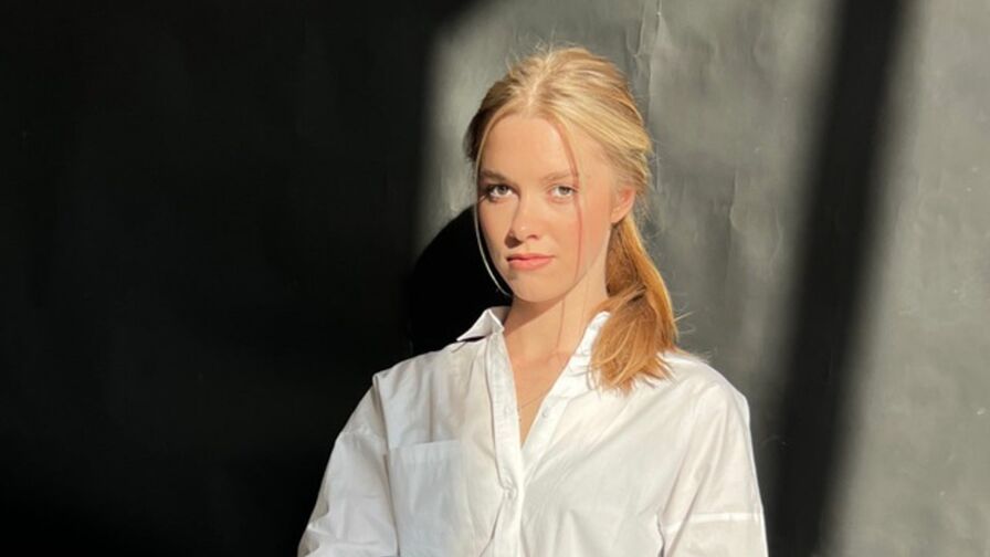 CourtneyPothier Nude